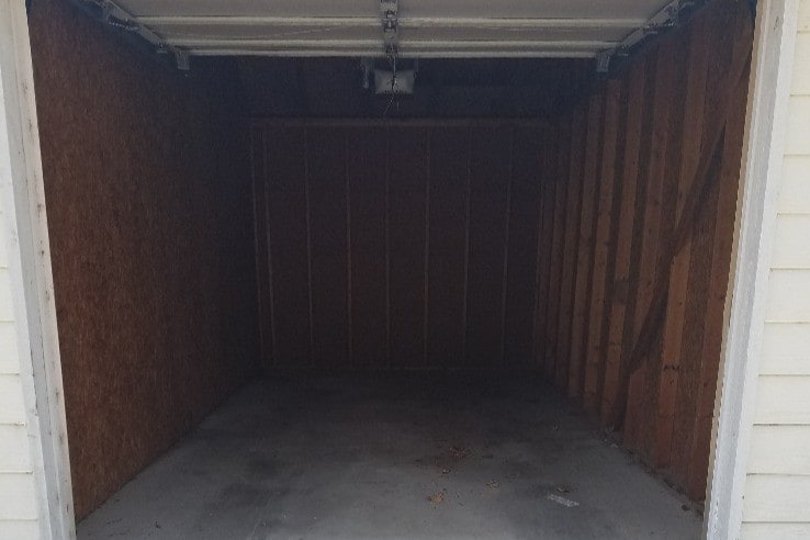 Building Photo - 4800 W 13th St N