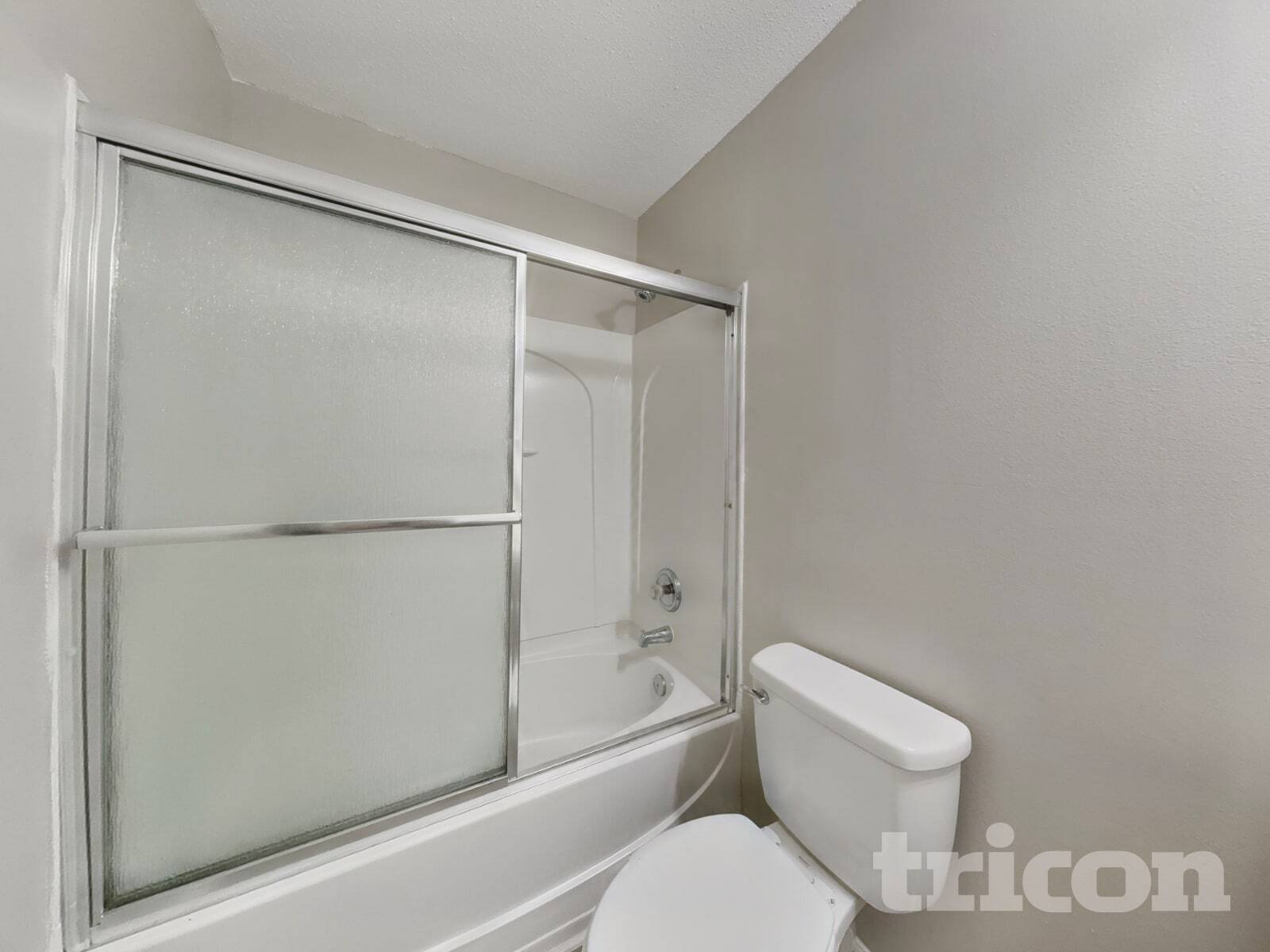 Building Photo - 3733 Eskdale Dr