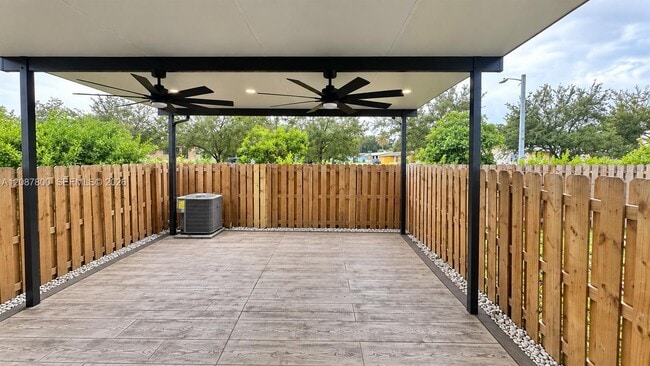 Building Photo - 12086 NW 24th Pl