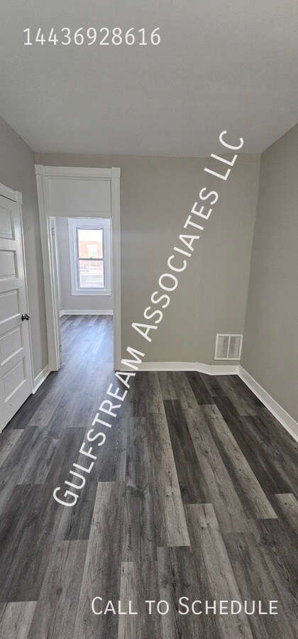 Building Photo - 444 N Robinson St