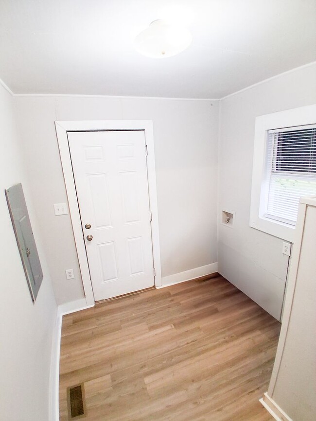 Building Photo - Charming 2BR/1BA Single Family Home in Gad...