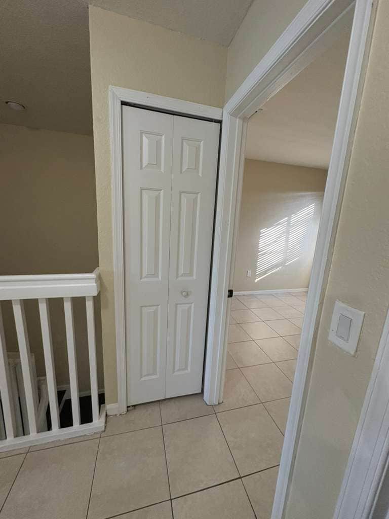 Building Photo - 2819 SE 15th Rd