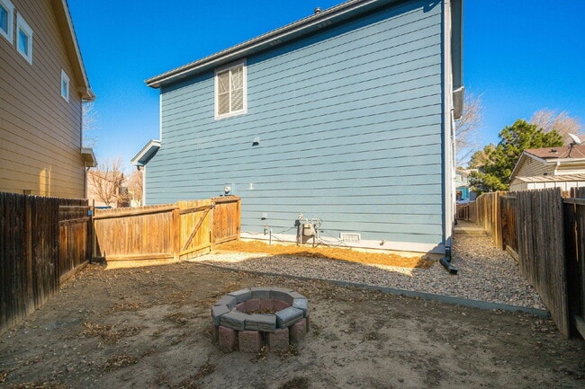 Building Photo - 965 Evening Star Ct