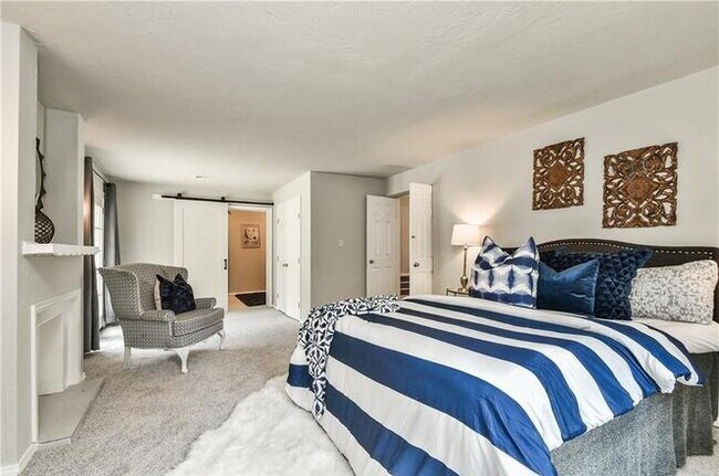 Building Photo - This is where timeless style meets today's conveniences.