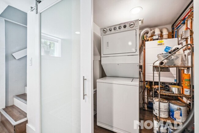 Building Photo - Charming Furnished Basement Unit in Regis – Northwest Denver
