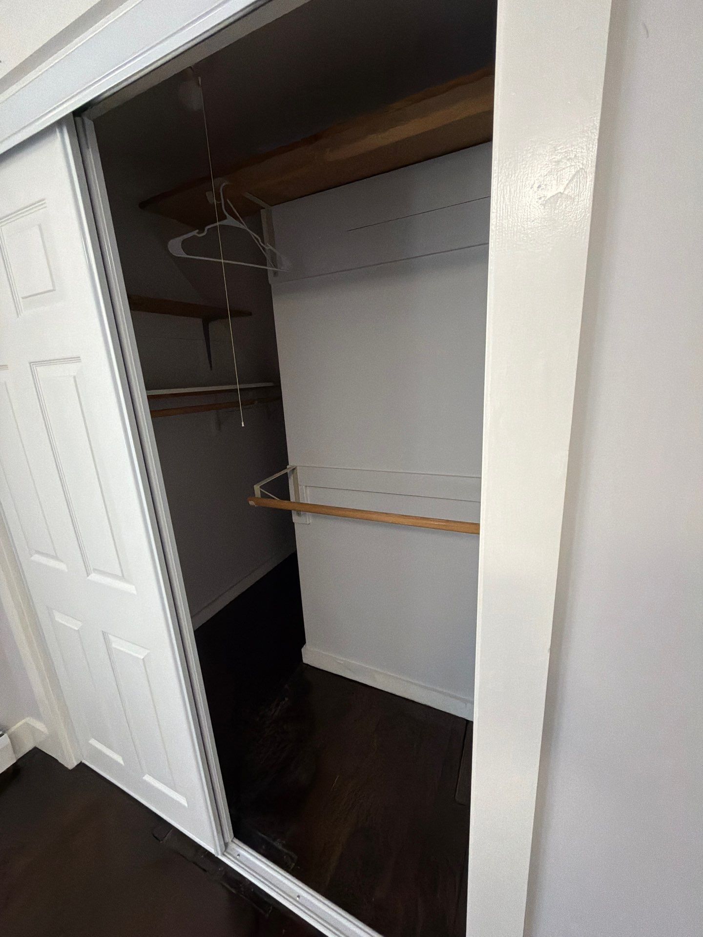 Building Photo - 610 Ives Row