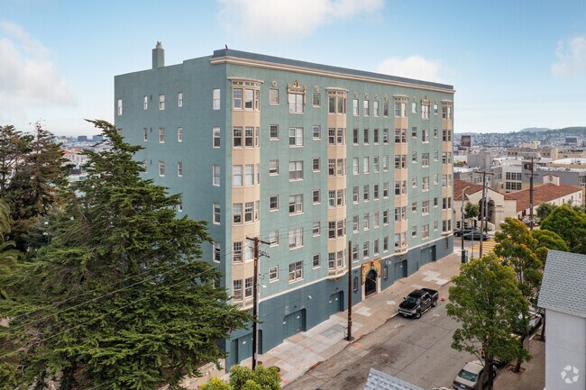 Building Photo - 300 Buchanan
