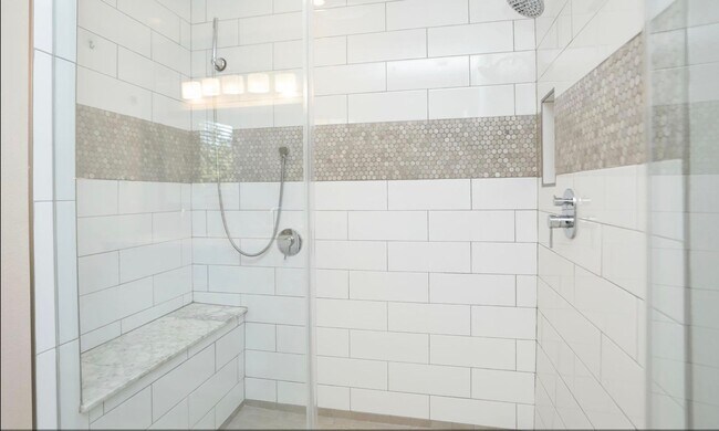 Building Photo - For Lease | 2 Bed, 2 Bath | 1,630 Sq Ft | ...