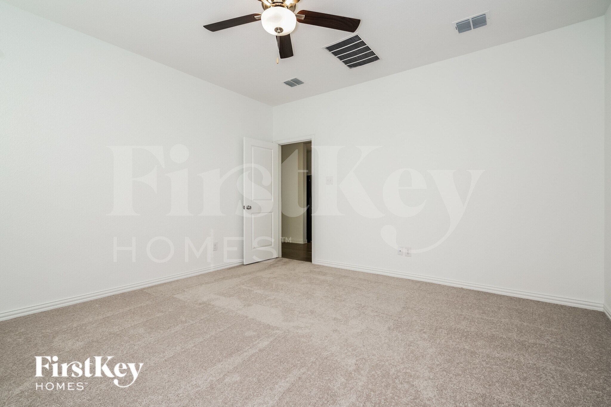 Building Photo - 929 High Noon Dr