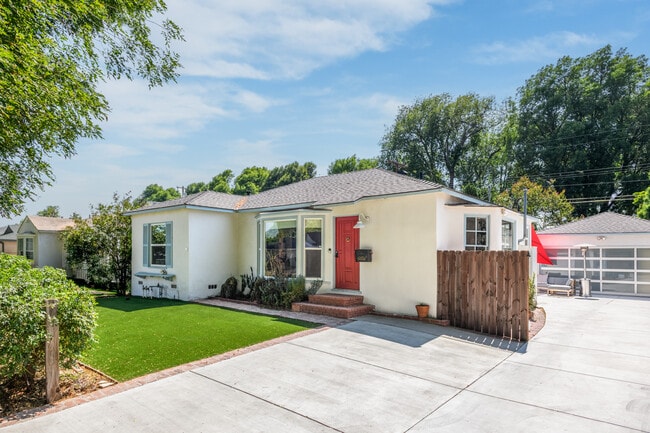 Building Photo - 6601 Rubio Ave