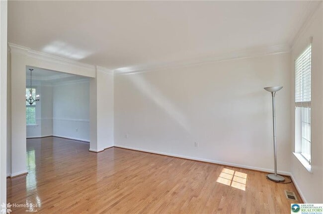 Building Photo - 2784 Clark Pl