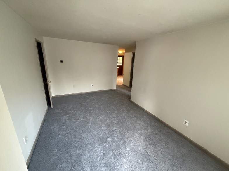 Primary Photo - 372 Park St