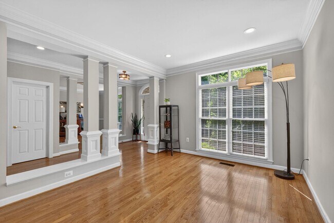 Building Photo - 3980 Ballynahown Cir