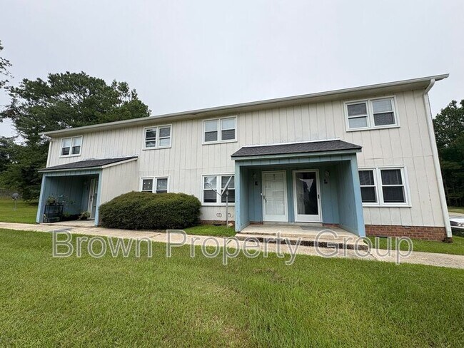 Building Photo - 2127 Grand Prix Dr