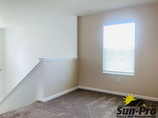 Building Photo - 1102 Belle Isle Ln