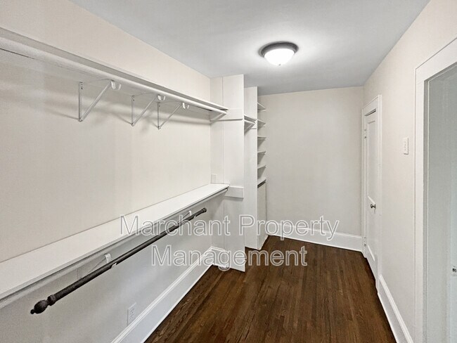 Building Photo - 312 Briarcliff Dr