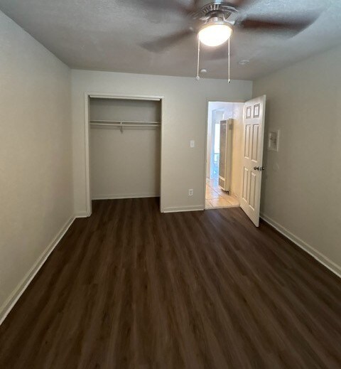 Building Photo - 3254 E Olive Ave