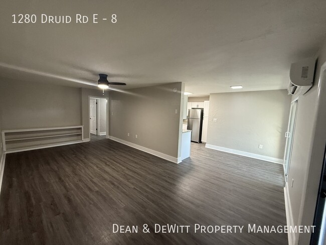 Building Photo - Creekside Apartments - 2/1 Clearwater - Fo...