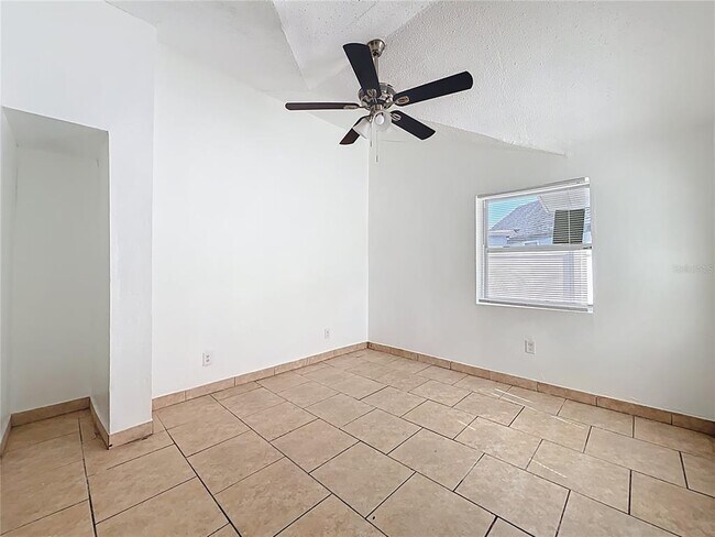 Building Photo - 1329 30th St