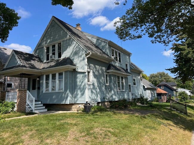 Building Photo - 2176 S 64th St