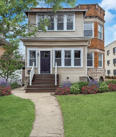 Building Photo - 1520 W Touhy Ave