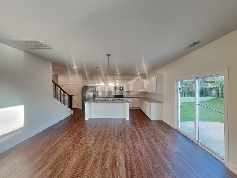 Building Photo - 4318 Spregan Way