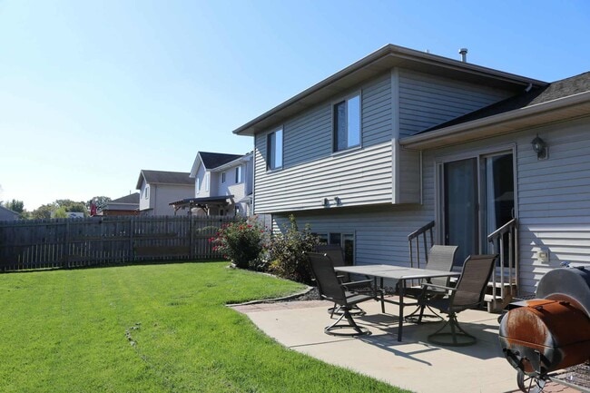 Building Photo - 12737 Wheeler St