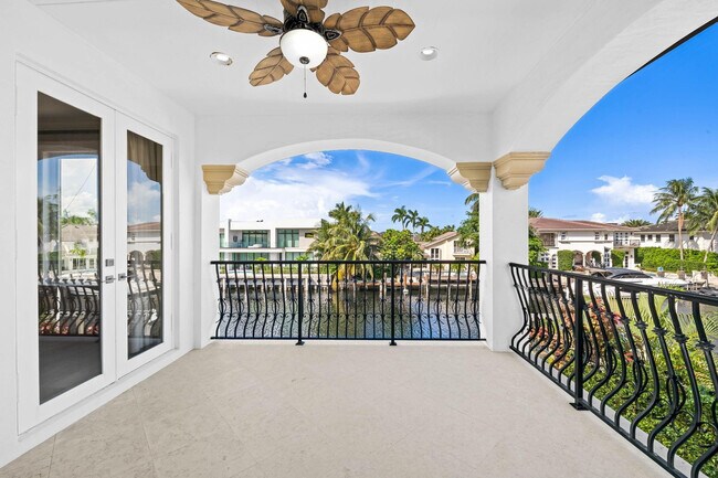 Building Photo - 861 Nafa Dr