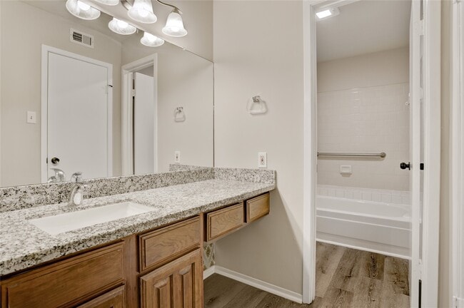 Building Photo - 2601 S Braeswood Blvd