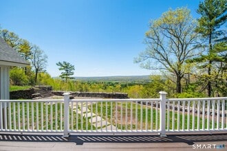Building Photo - 43 Prattling Pond Rd
