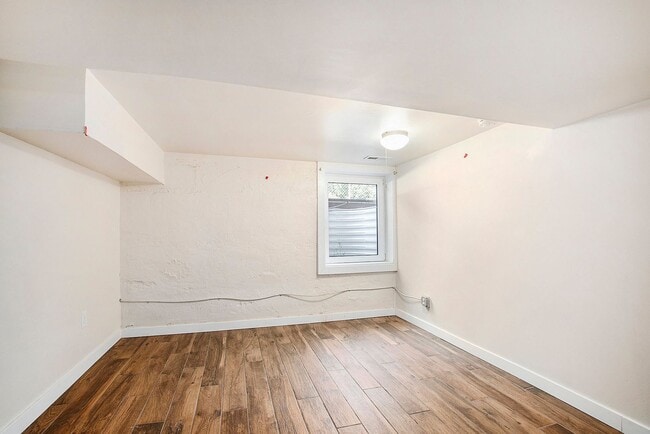 Building Photo - Charming 4Bed/2Bath Bungalow in Highlands