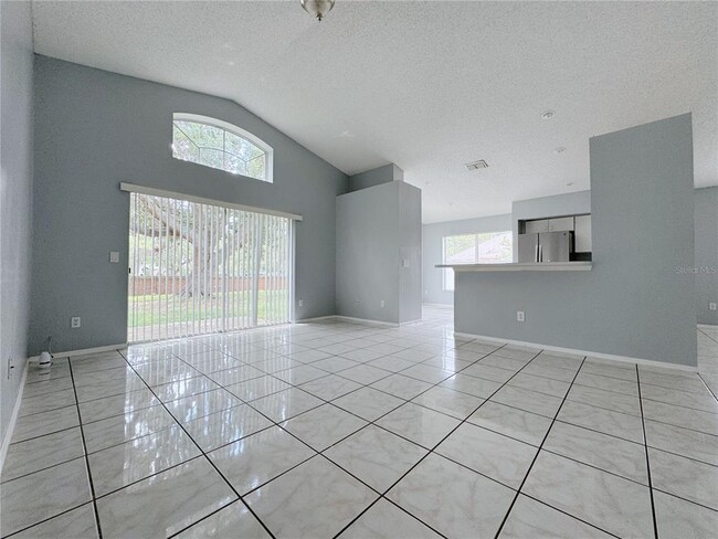 Building Photo - 1730 Bridgeview Cir