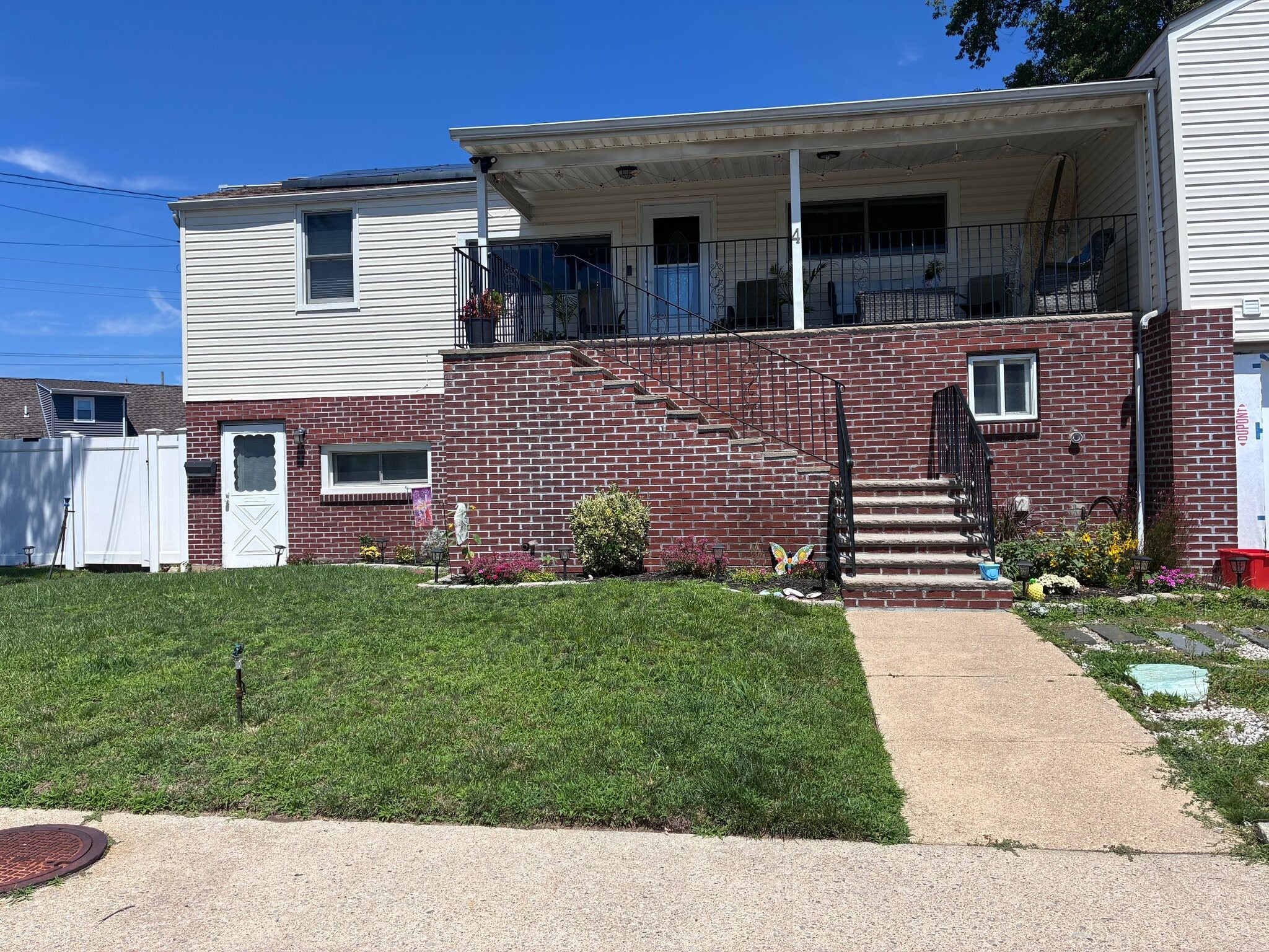 Building Photo - 4 Parente Ln N