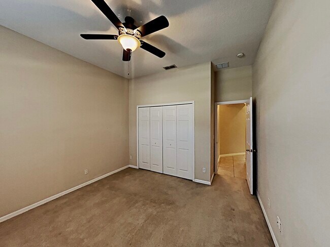 Building Photo - 3465 Bromfield Dr