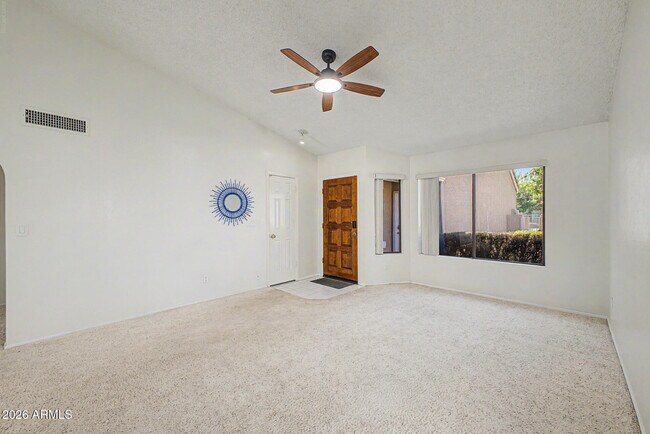 Building Photo - 3510 E Hampton Ave