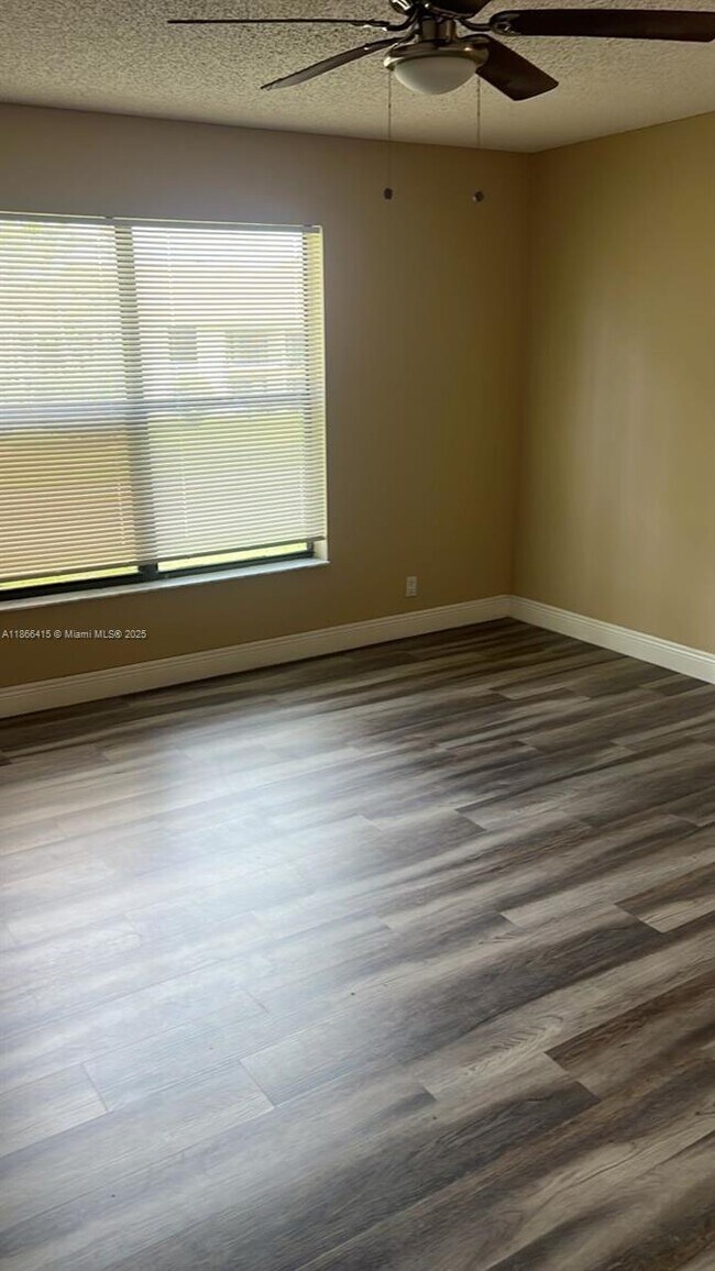 Building Photo - 1480 Windorah Way