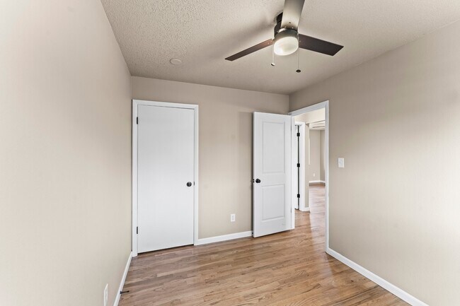 Building Photo - 4503 Bella Dr