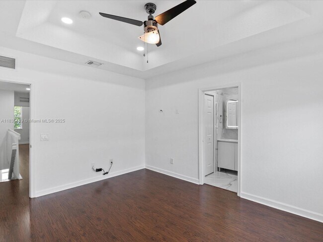 Building Photo - 15568 SW 39th St