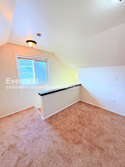 Building Photo - 24612 Berry Ave