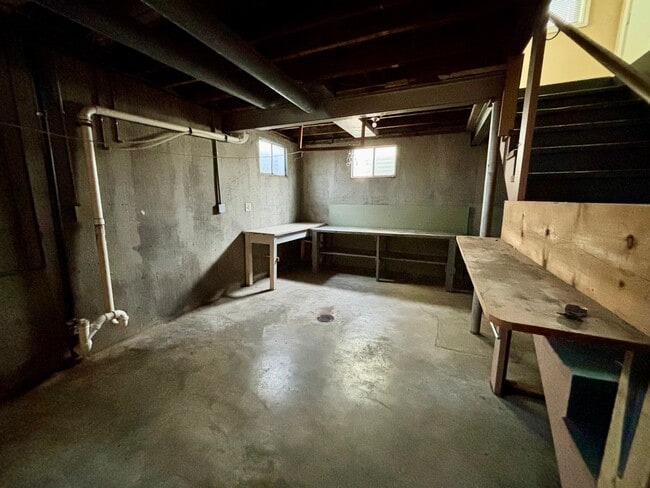 Building Photo - Italian Estates Property Management