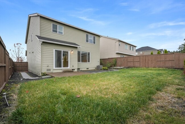 Building Photo - Beautiful Newer Build 5 Bed 3 Bath Beaverton Rental Home!