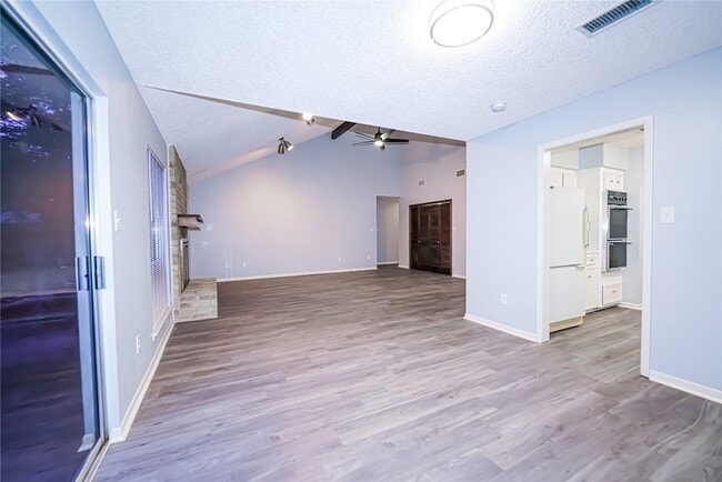 Building Photo - 2306 Wallingford Dr