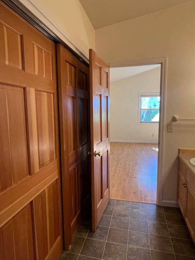 Building Photo - Located on Bridger Golf Course
