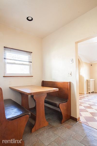 Building Photo - 3 br, 2 bath House - 3848 Country Club Place