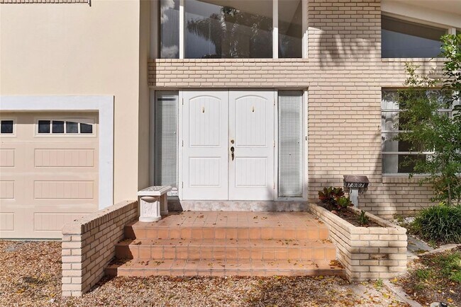 Building Photo - 7887 9th Ave S