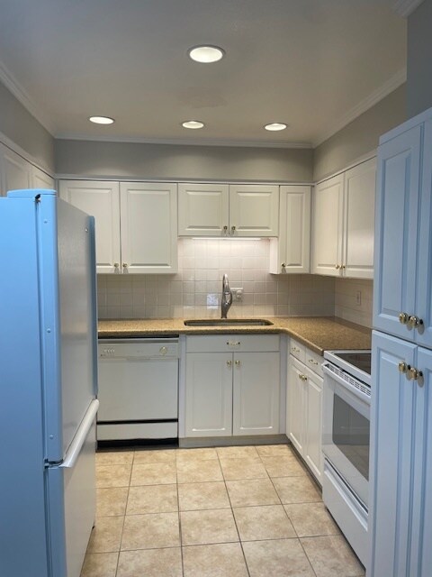 Building Photo - 5751 E Ithaca Pl