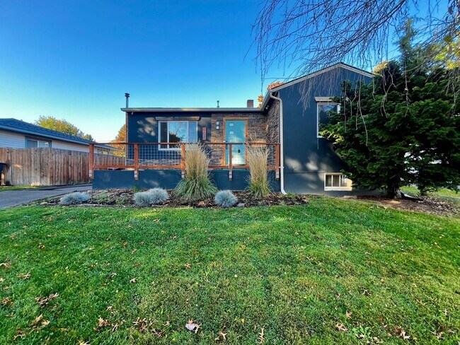 Building Photo - Non-Refundable & Security Deposit Total: $...