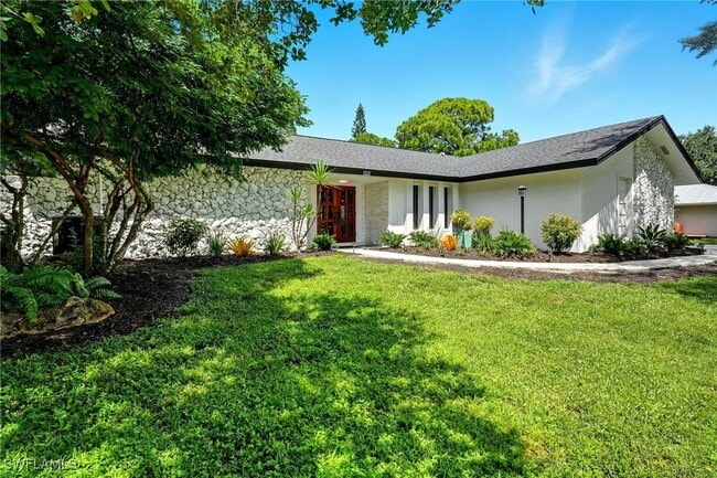 Building Photo - 155 Old Tamiami Trail