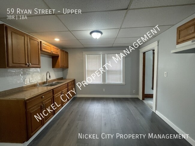 Building Photo - 59 Ryan St