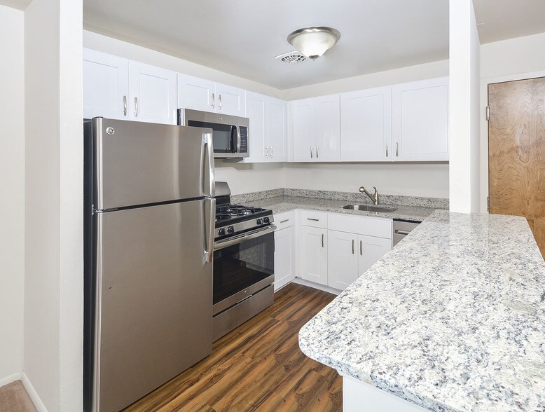 Village Green 503 S Warminster Rd Hatboro PA 19040 Apartment Finder